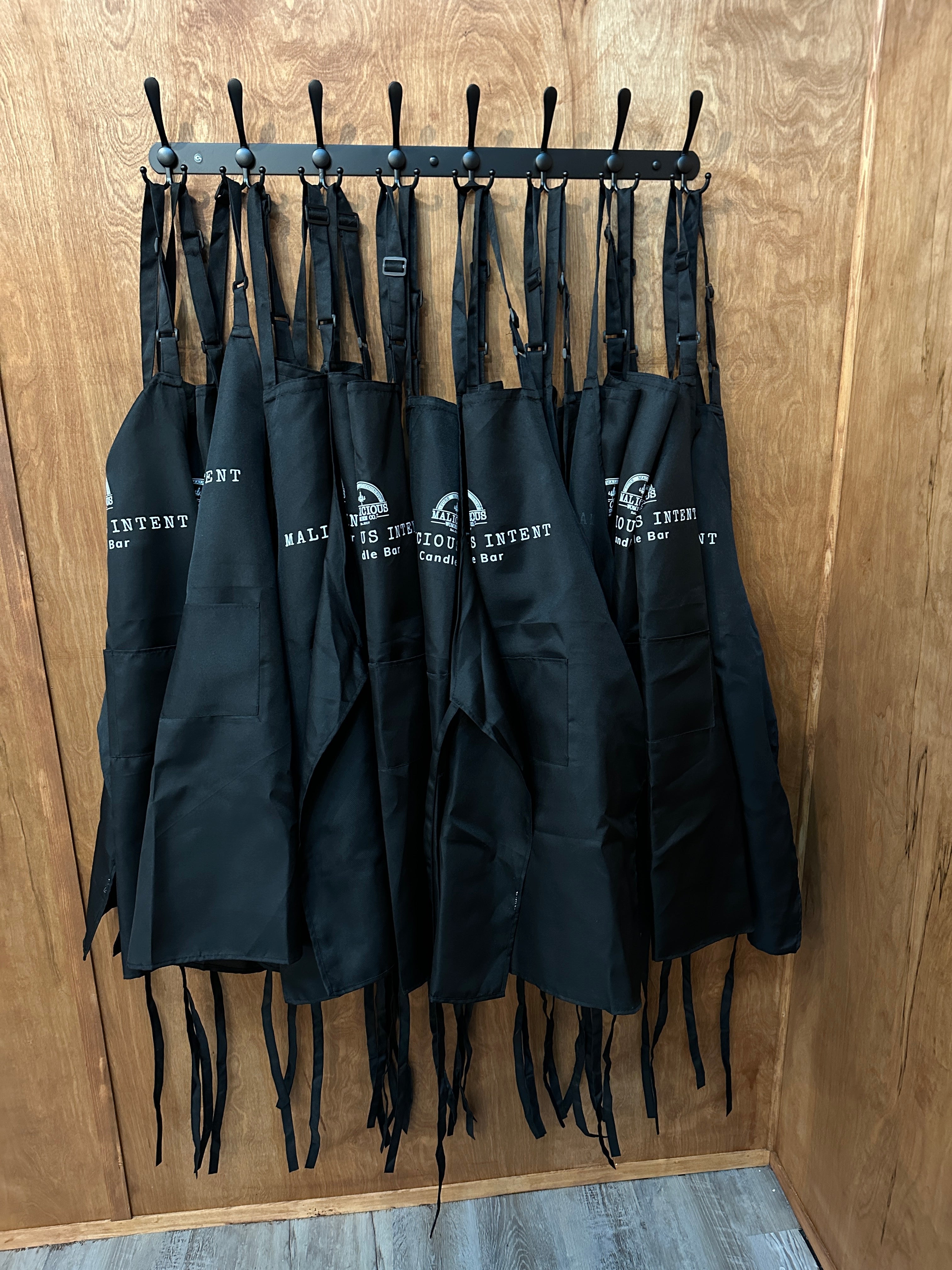 Pints & Pour - Barley Pop Brewing & Malicious Intent Candle - Pouring Class - Malicious Women Co. - Malicious Intent